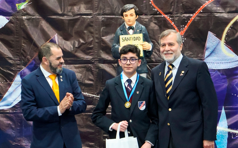 Rotary Club distingue a los Mejores Compañeros del Liceo San José