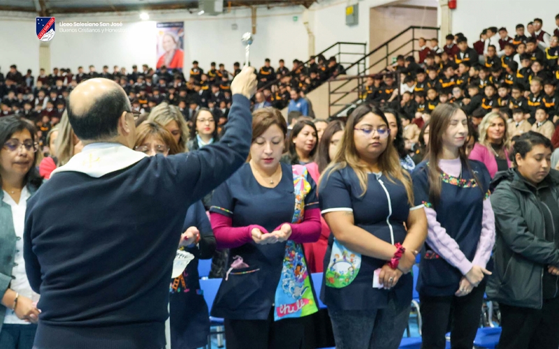 Celebración del Día de la Mujer en Nuestro Establecimiento: Un Reconocimiento a la Fuerza Femenina